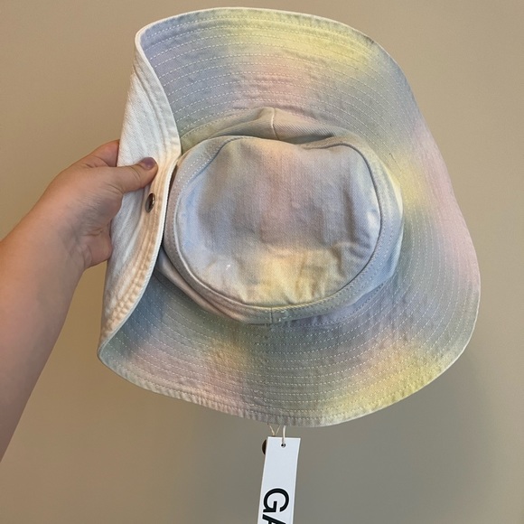 Ganni bucket hat Brand New w tags! - Picture 2 of 6